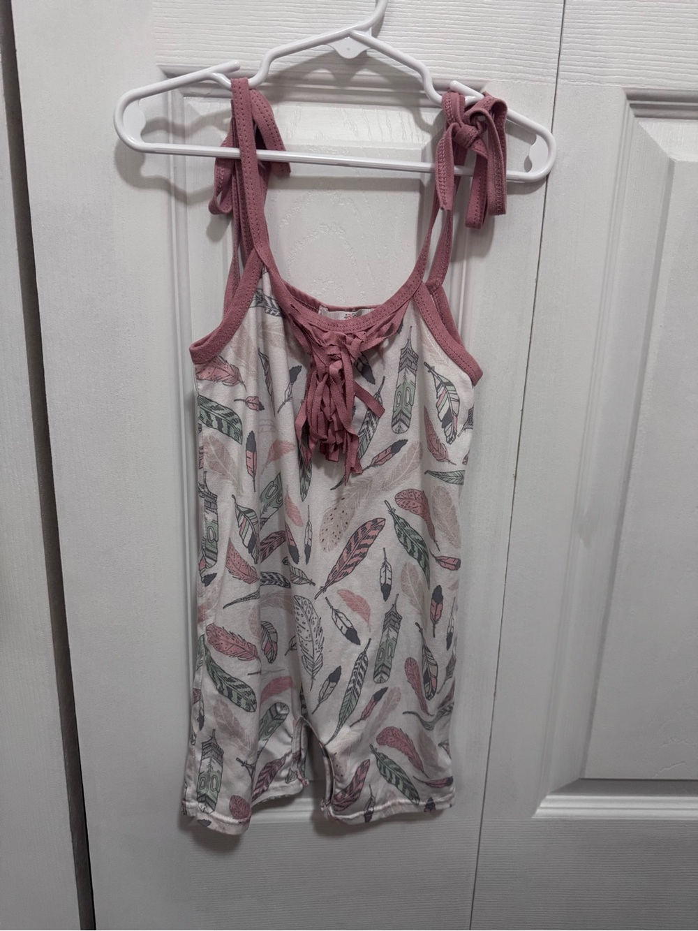 Bailey’s Blossoms Baby Girls Feather-Print Tie Shoulder Romper - Dusty Pink Trim